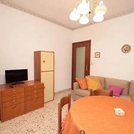 Poseidon 2 - Lungomare Apartment